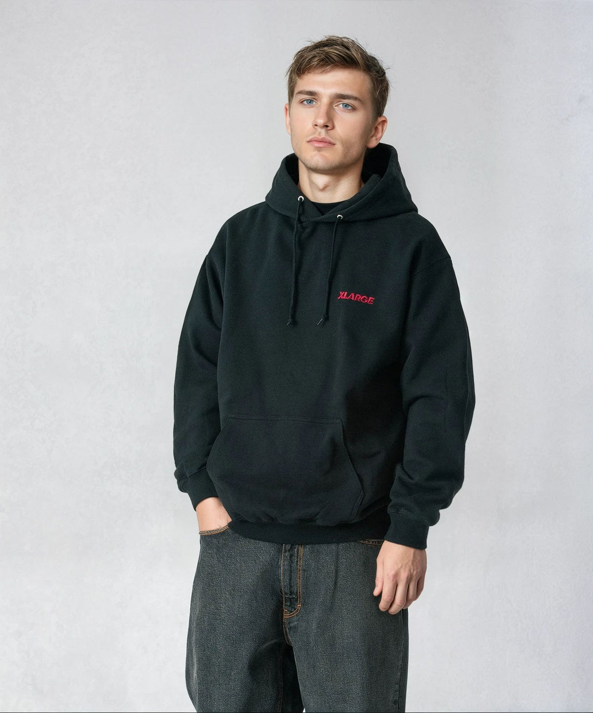 CHENILLE SLANTED OG PULLOVER MIT KAPUZE