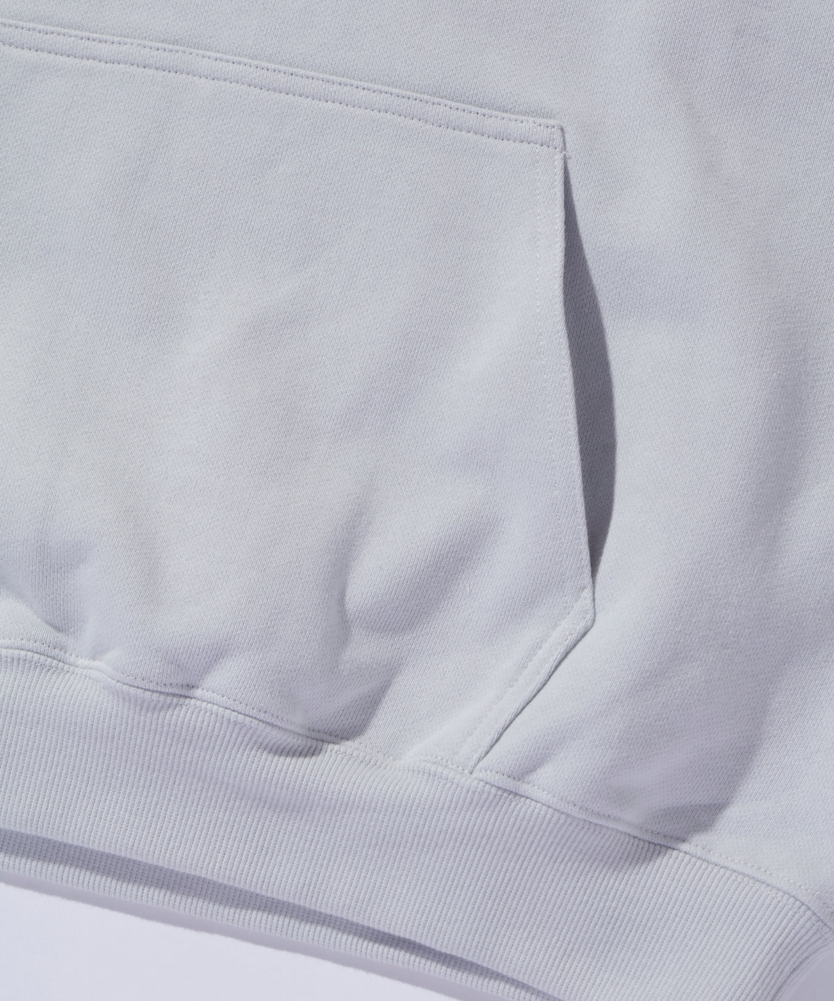 STANDARD-LOGO-PULLOVER MIT KAPUZE