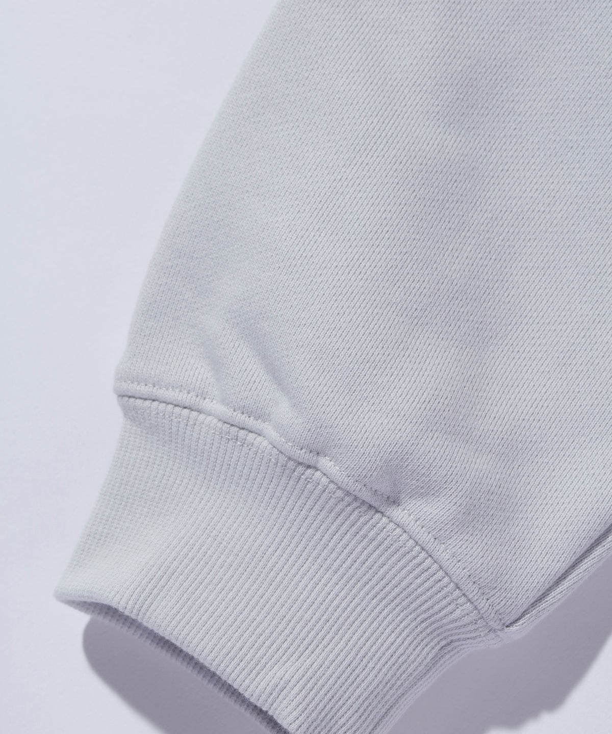 STANDARD-LOGO-PULLOVER MIT KAPUZE