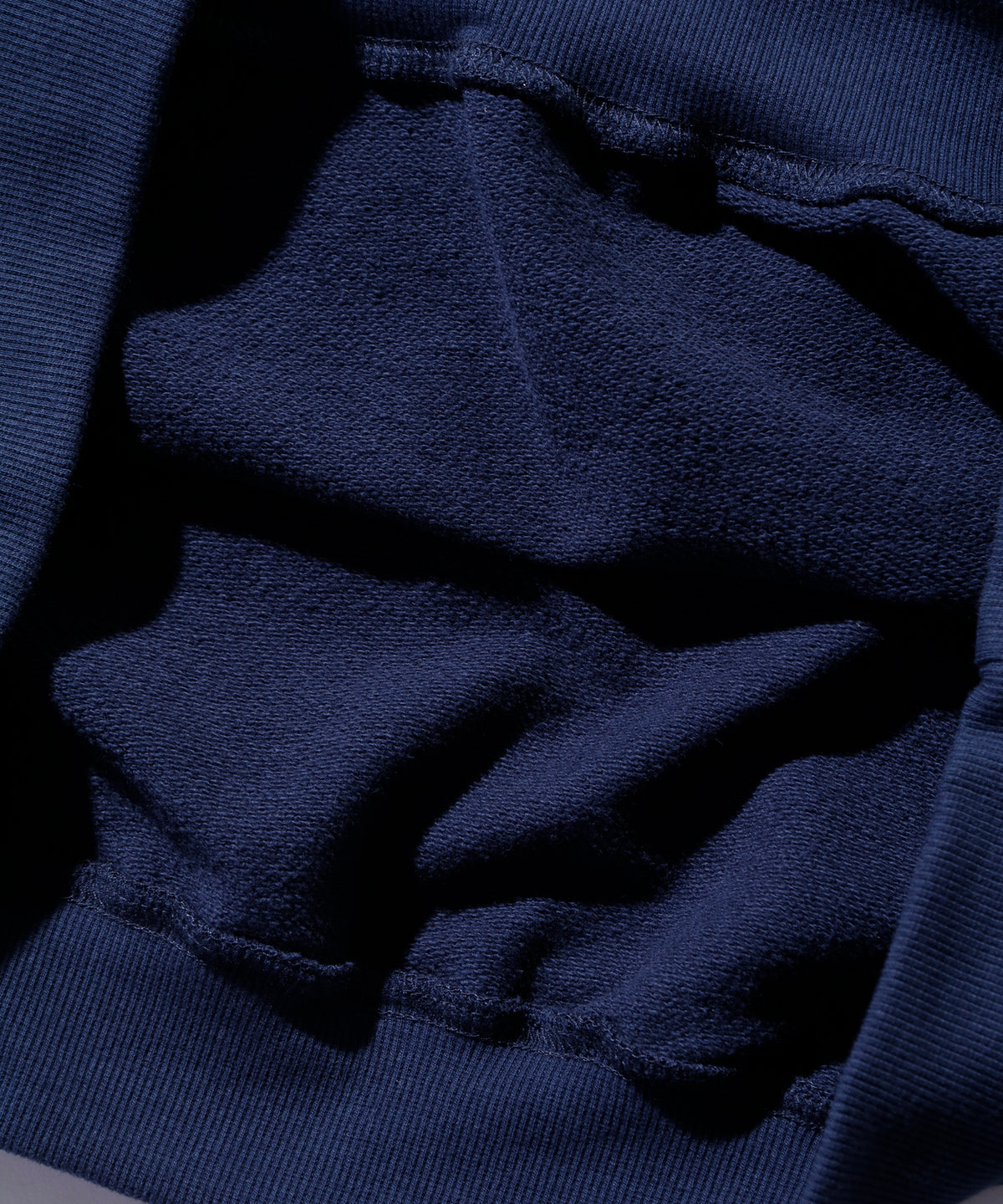 SWEATSHIRT MIT RUNDHALSAUSSCHNITT „RECREATIONS“