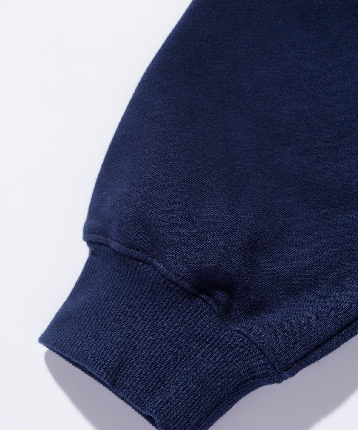 SWEATSHIRT MIT RUNDHALSAUSSCHNITT „RECREATIONS“