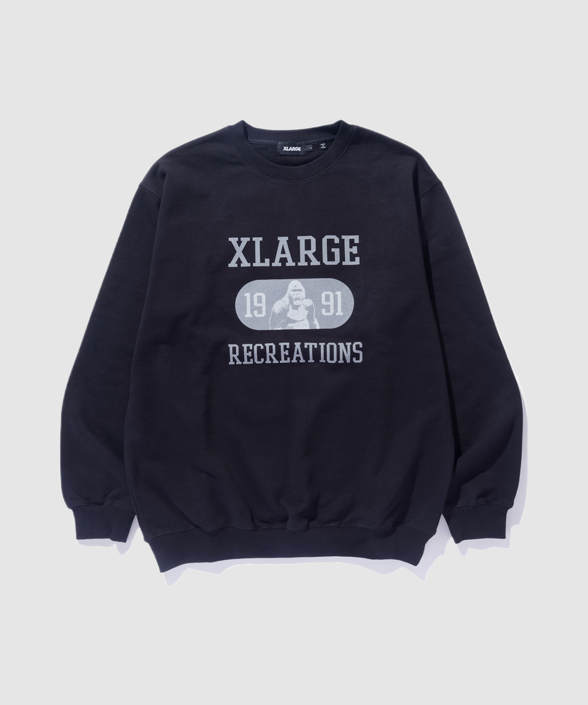 SWEATSHIRT MIT RUNDHALSAUSSCHNITT „RECREATIONS“